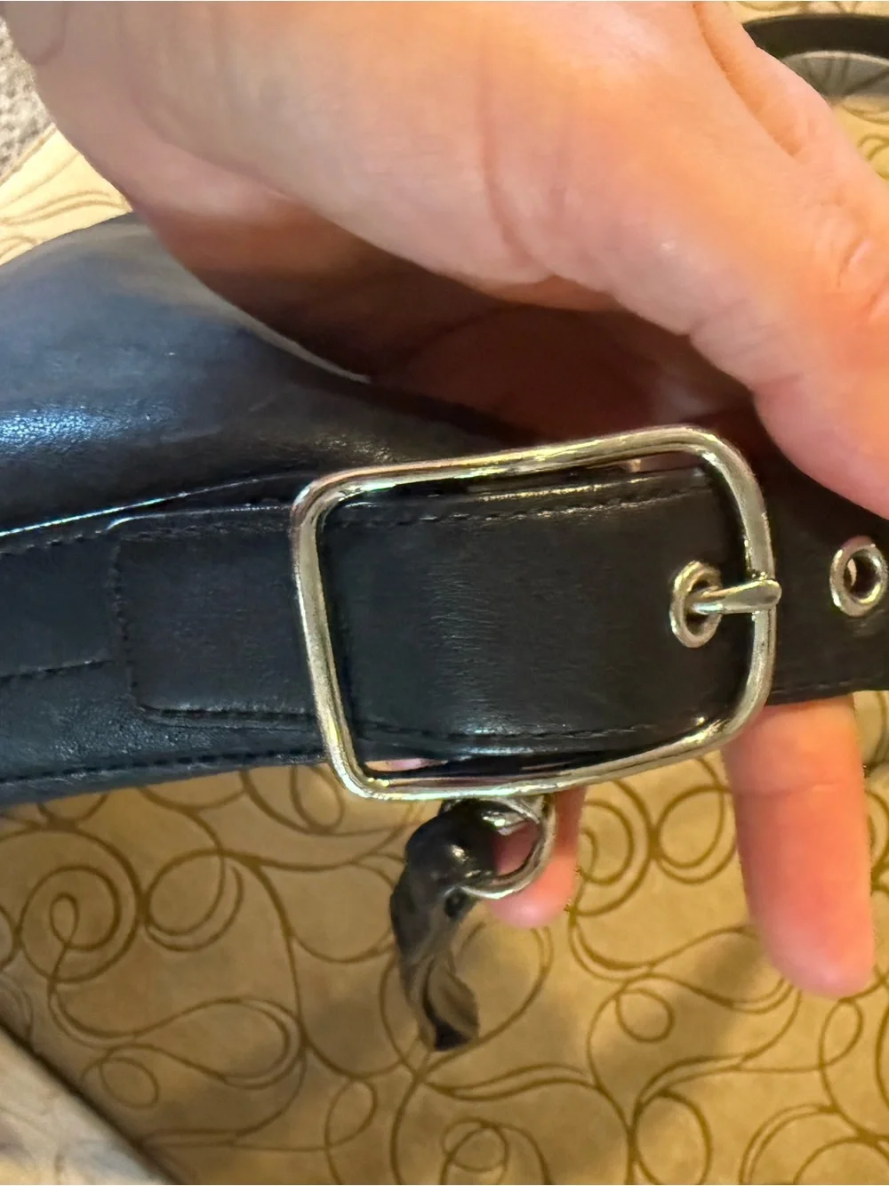 Coach 9326 Black Leather Shoulder Crossbody Bag Classic Minimalist Vintage